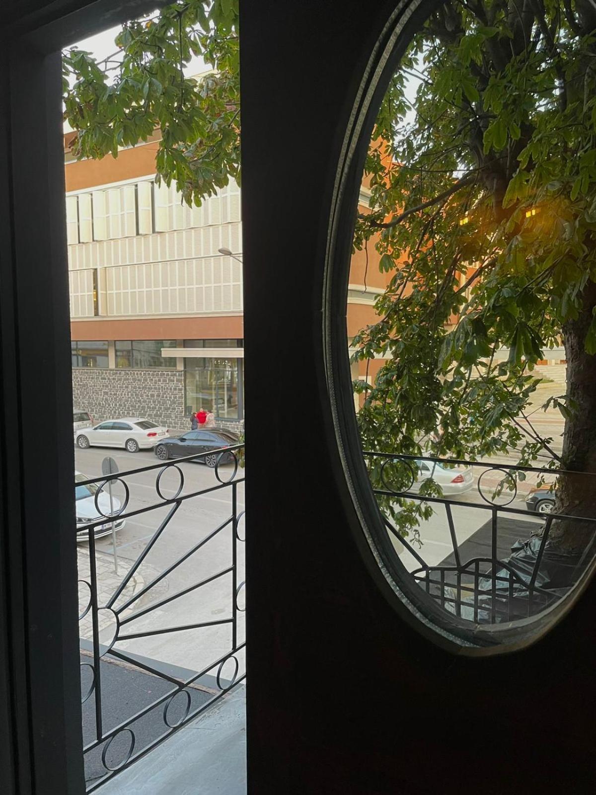 In Gallery Hotel & Spa Korce Exterior foto